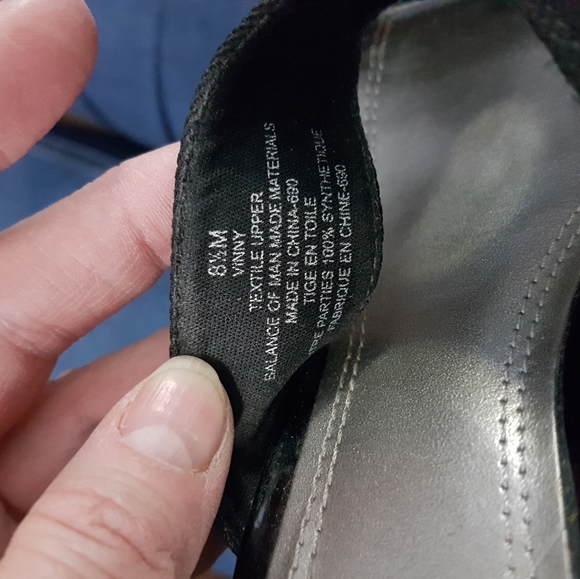 Impo Sandals - Picture 4 of 4